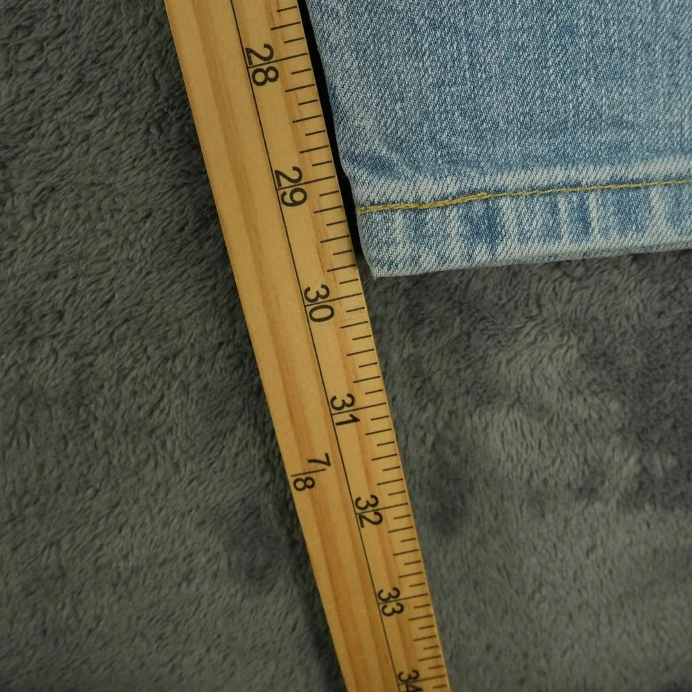 Levi's 512 Slim Taper Jeans Mens Fits 32x30 Light Wash Blue Denim 28833-0153